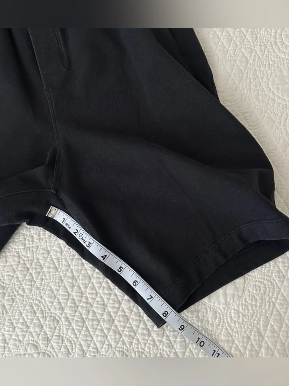 Lululemon Black Connector Shorts Men’s Small